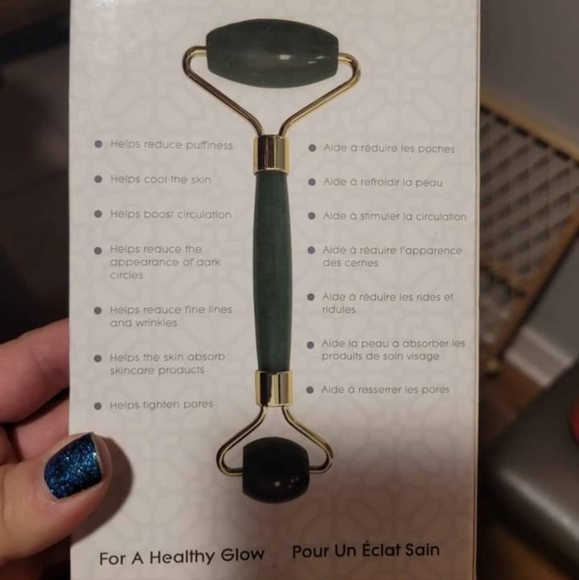 Jade Roller - Picture 2 of 2